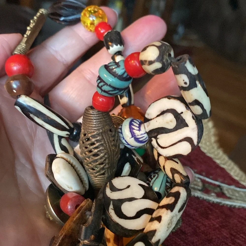 Vintage, amazing, handmade tribal African necklace. (LA) - Picture 3 of 16